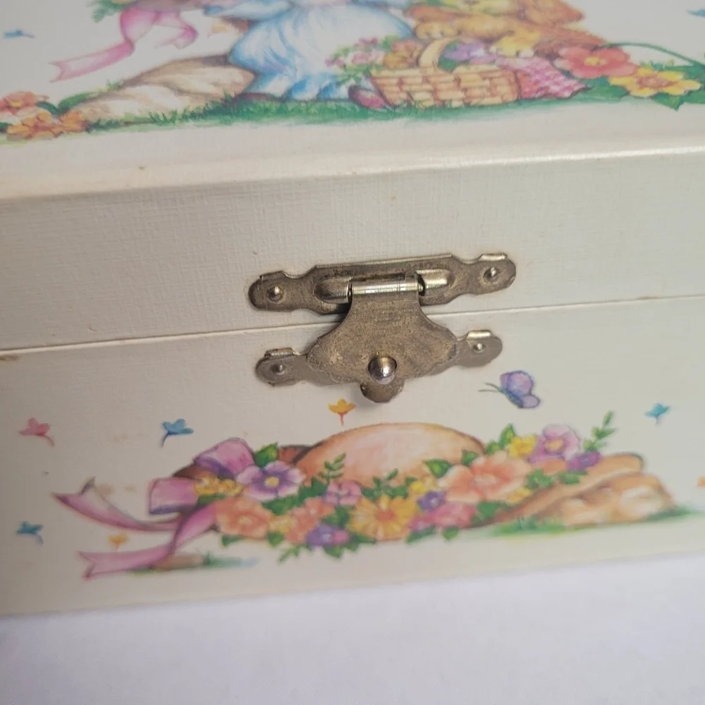 Vintage 1980's Girls Musical Ballerina Jewelry Box London Bridges Wal Mart